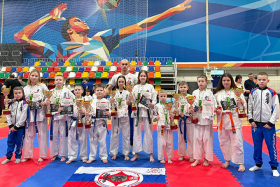 «Битва на Волге»: шадринские каратисты привезли россыпь наград с Всероссийского турнира