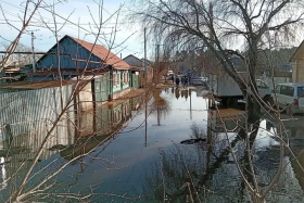 Река Канаш вышла из берегов в черте города