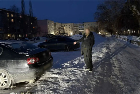 В Шадринске пьяный житель пытался угнать 2 автомобиля