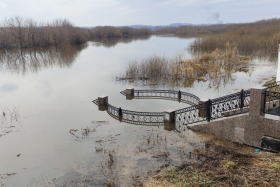 В Шадринске уровень воды в реке Исеть значительно поднялся