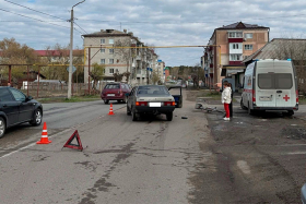 В Шадринске на перекрестке сбили велосипедистку
