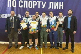 Шадринцы вернулись с медалями Чемпионата и Первенства России по пауэрлифтингу (ЛИН)
