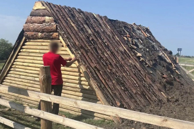 Раскрыт поджог арт-объекта «Жилище бронзового века»